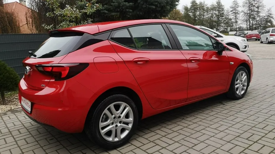 OPEL Astra -