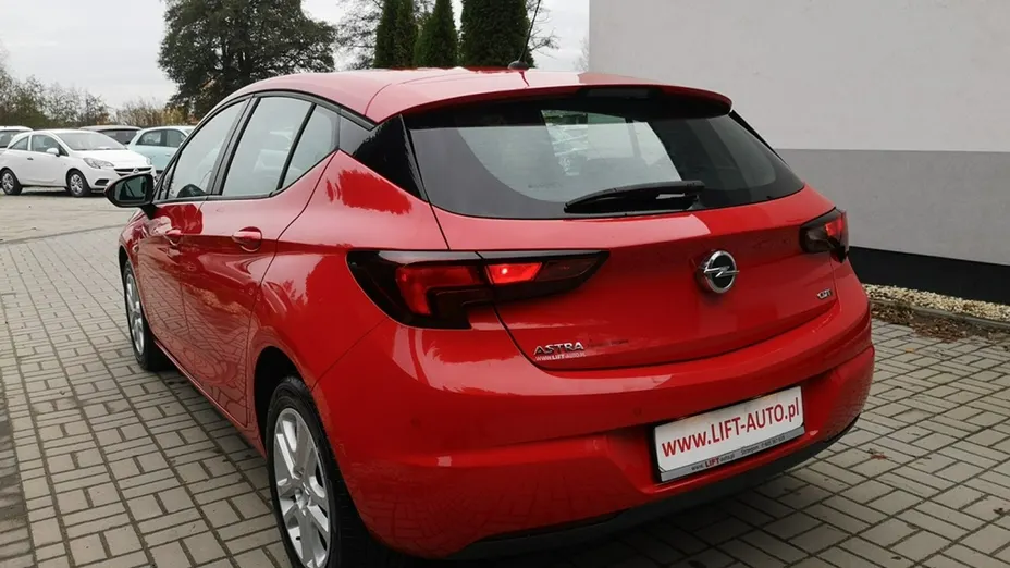 OPEL Astra -