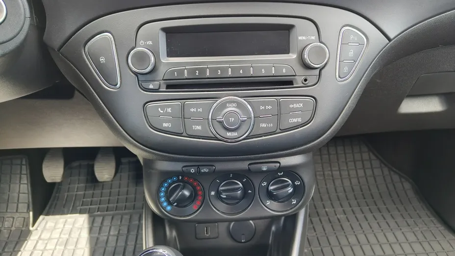 OPEL Corsa -