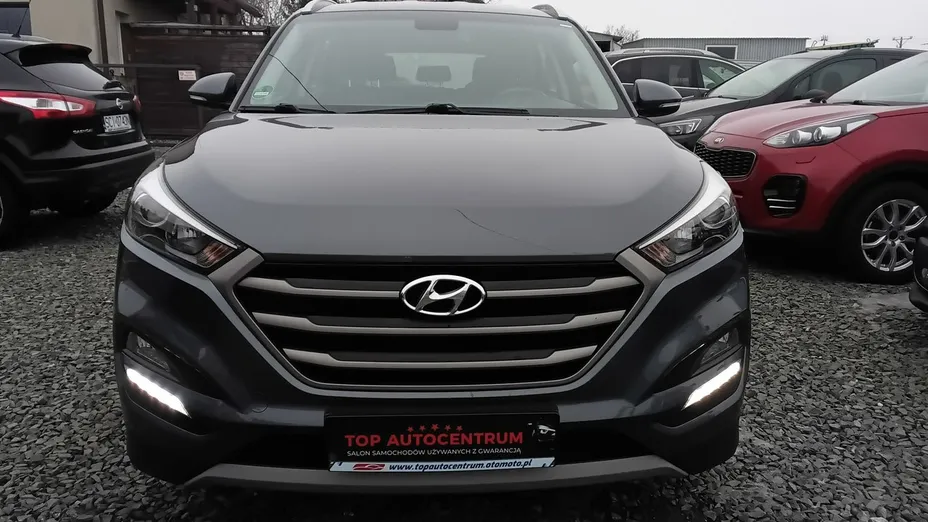 HYUNDAI Tucson -