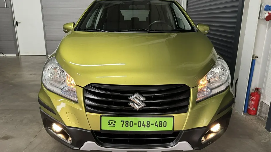 SUZUKI S-Cross -
