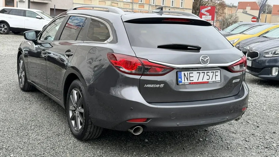 MAZDA 6 -