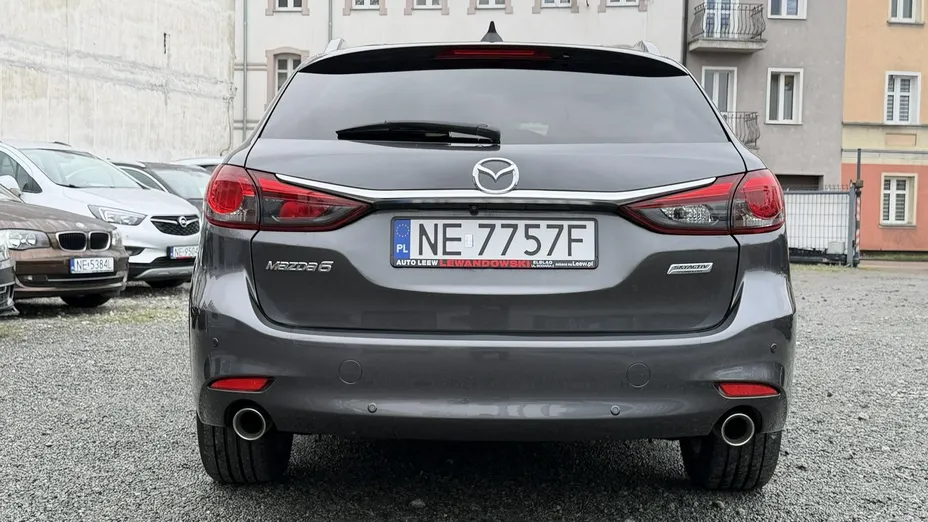 MAZDA 6 -
