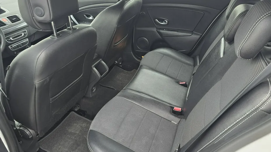 RENAULT Megane -