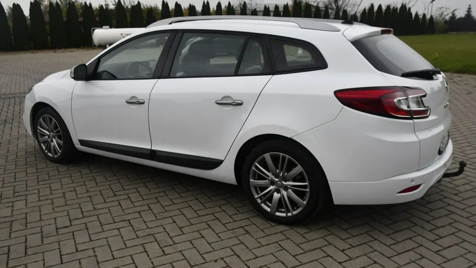 RENAULT Megane -