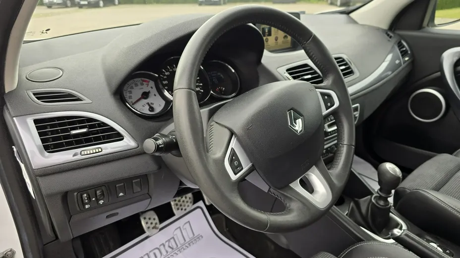 RENAULT Megane -