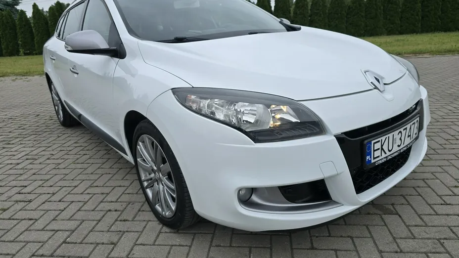 RENAULT Megane -