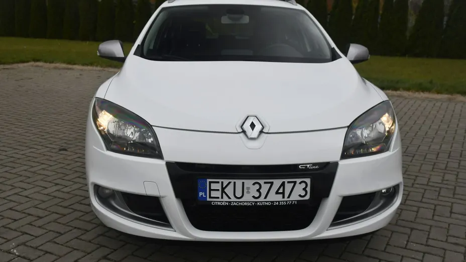 RENAULT Megane -