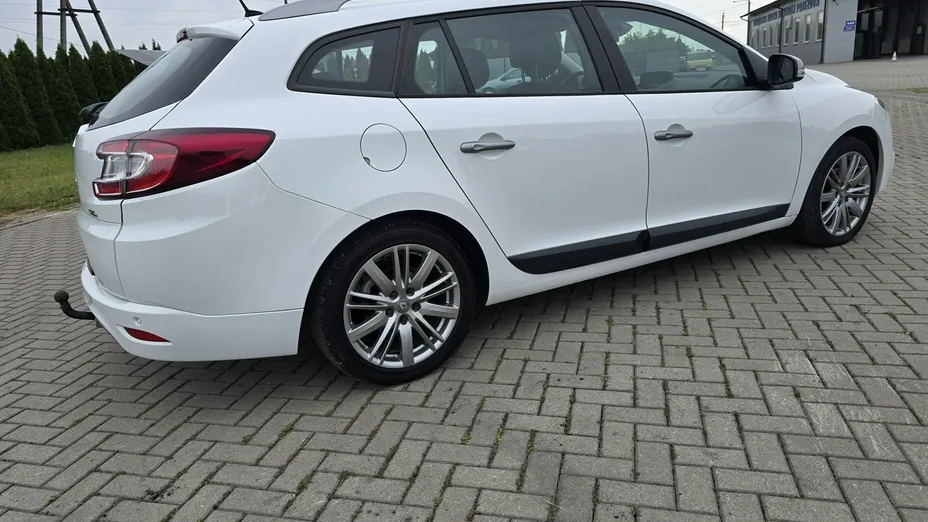 RENAULT Megane -