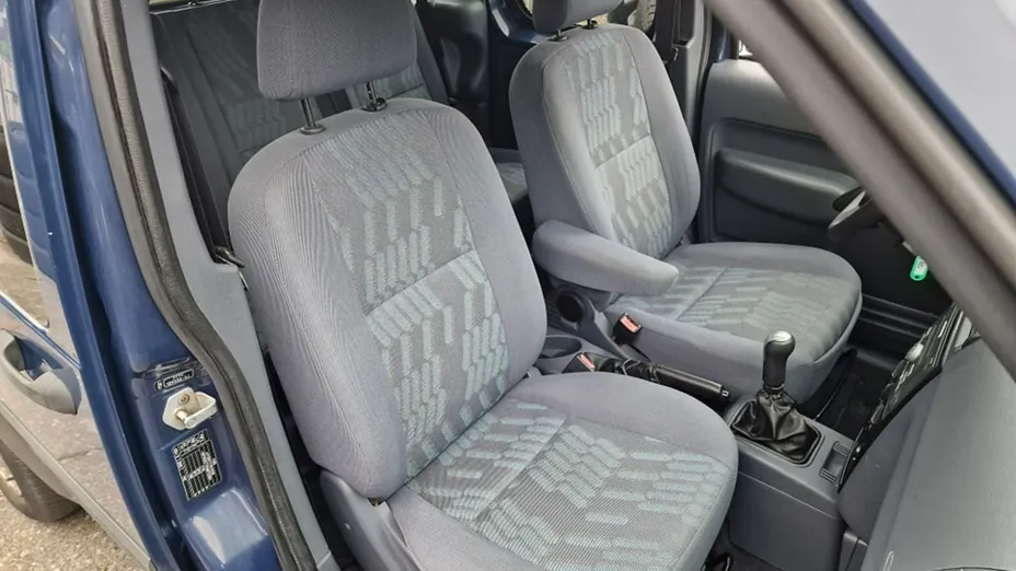 FORD Tourneo Connect -
