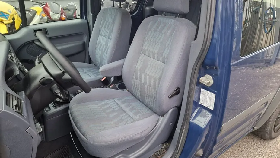 FORD Tourneo Connect -