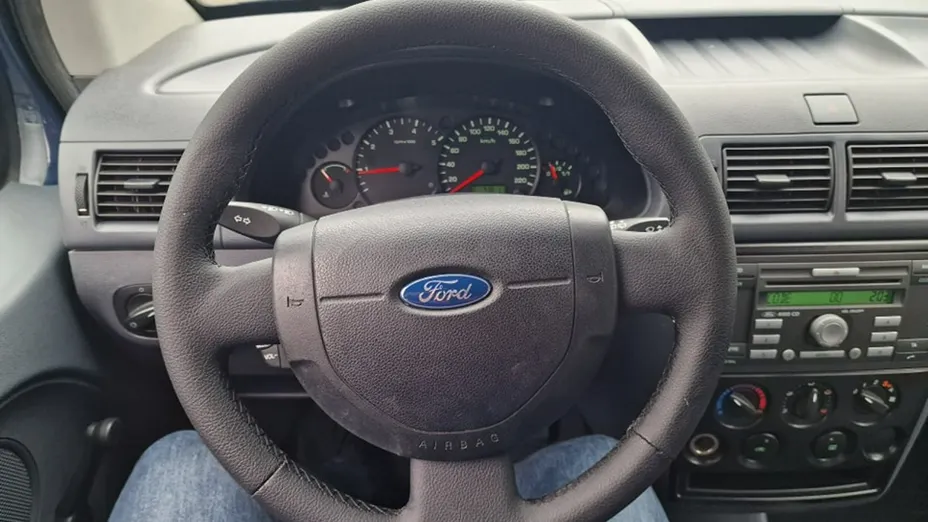 FORD Tourneo Connect -