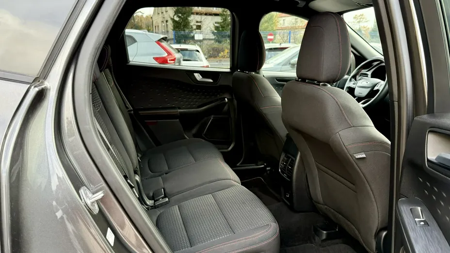 FORD Kuga -