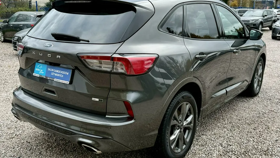 FORD Kuga -