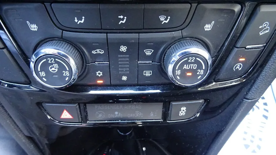 OPEL Mokka -