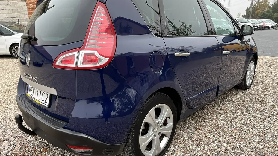 RENAULT Scenic -