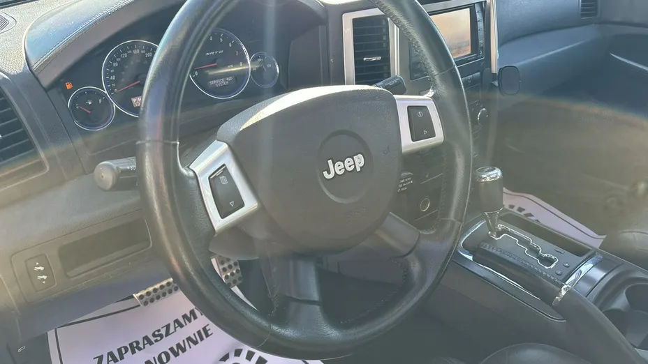 JEEP Grand Cherokee -