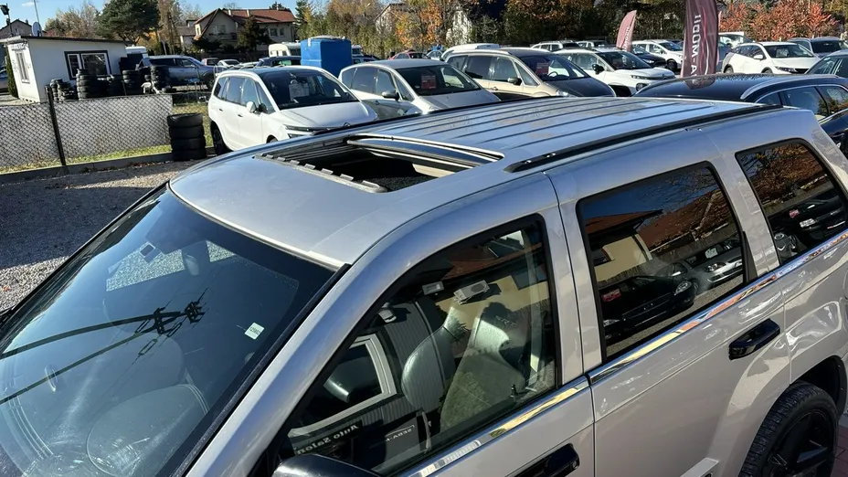 JEEP Grand Cherokee -