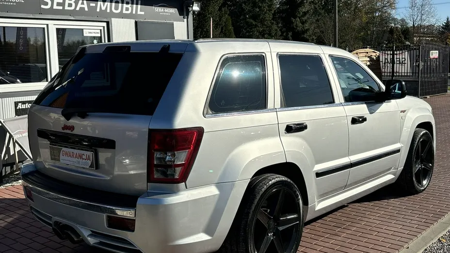 JEEP Grand Cherokee -