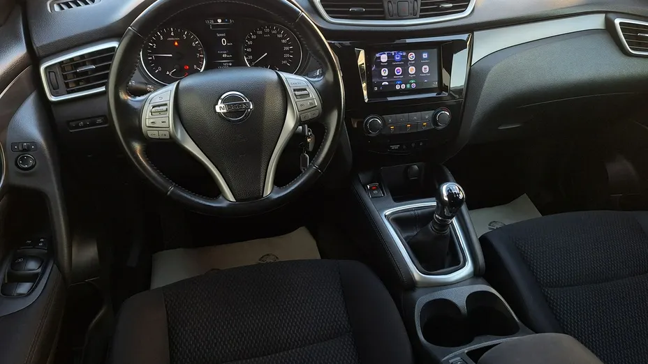 NISSAN Qashqai -