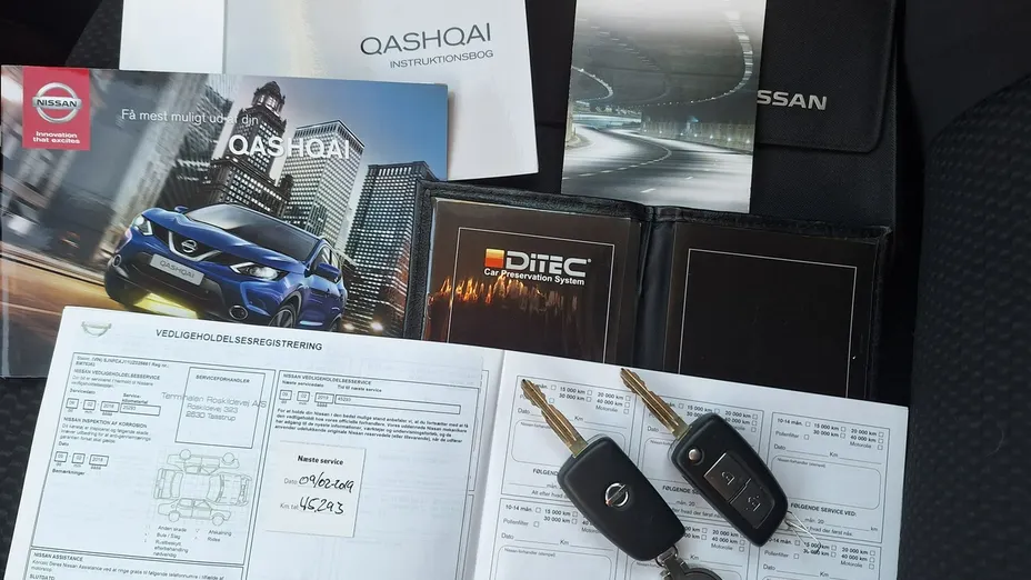NISSAN Qashqai -