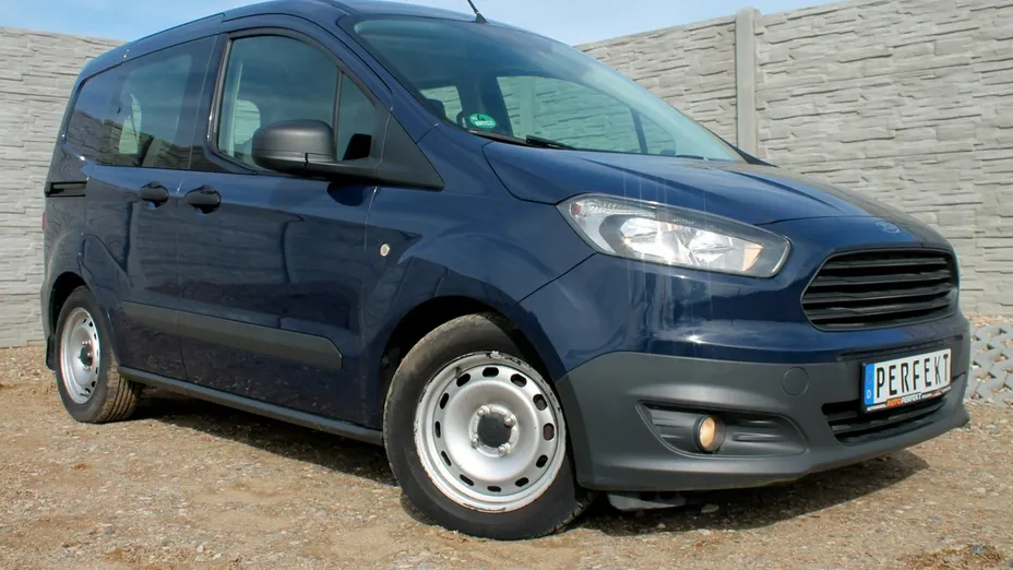 FORD Transit Courier -