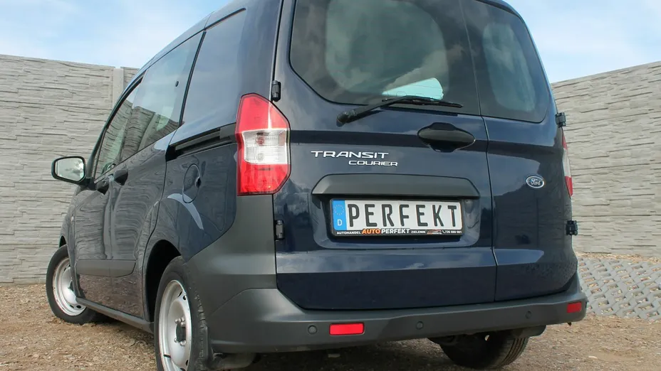 FORD Transit Courier -
