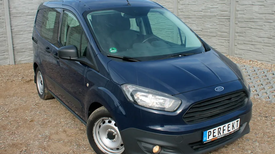 FORD Transit Courier -