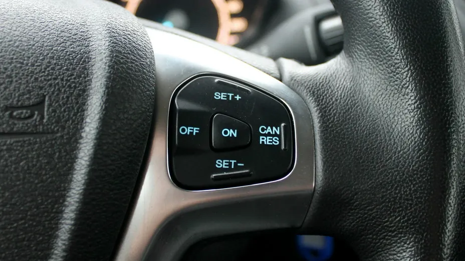 FORD Transit Courier -