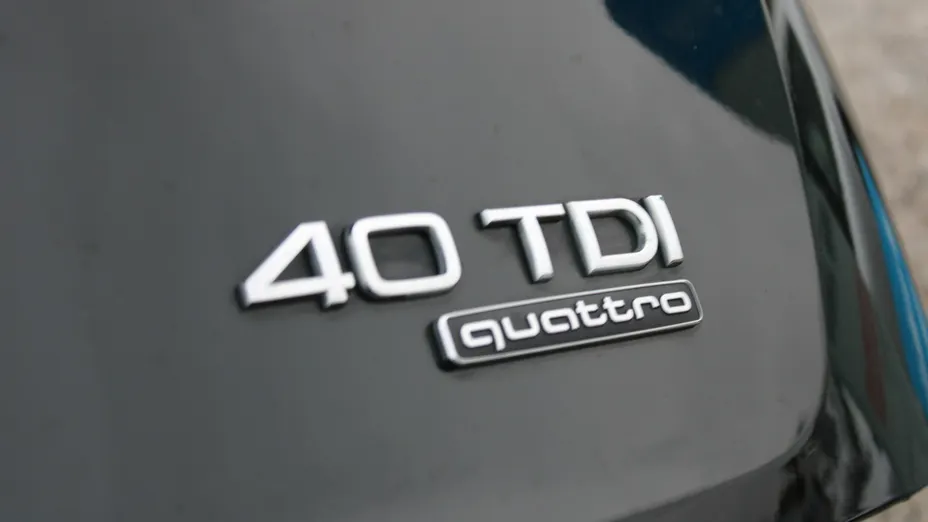 AUDI Q5 -