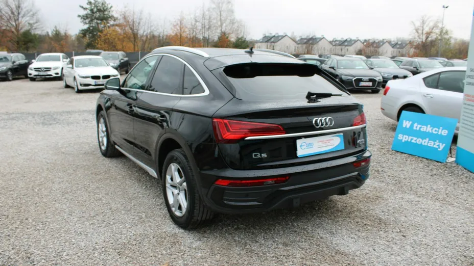 AUDI Q5 -