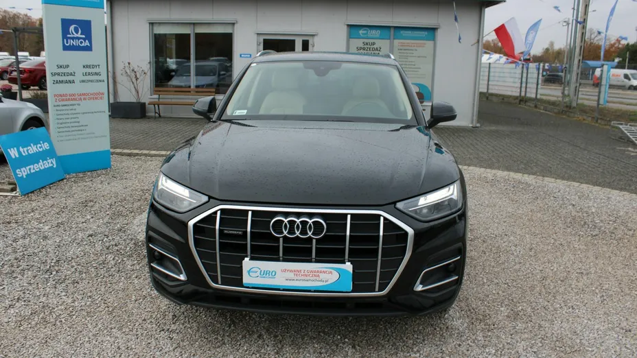 AUDI Q5 -