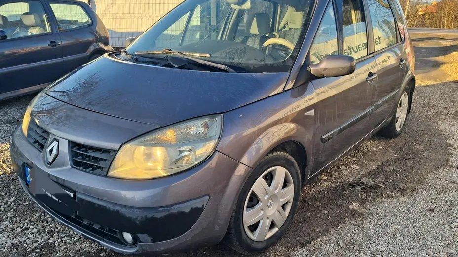 RENAULT Grand Scenic -
