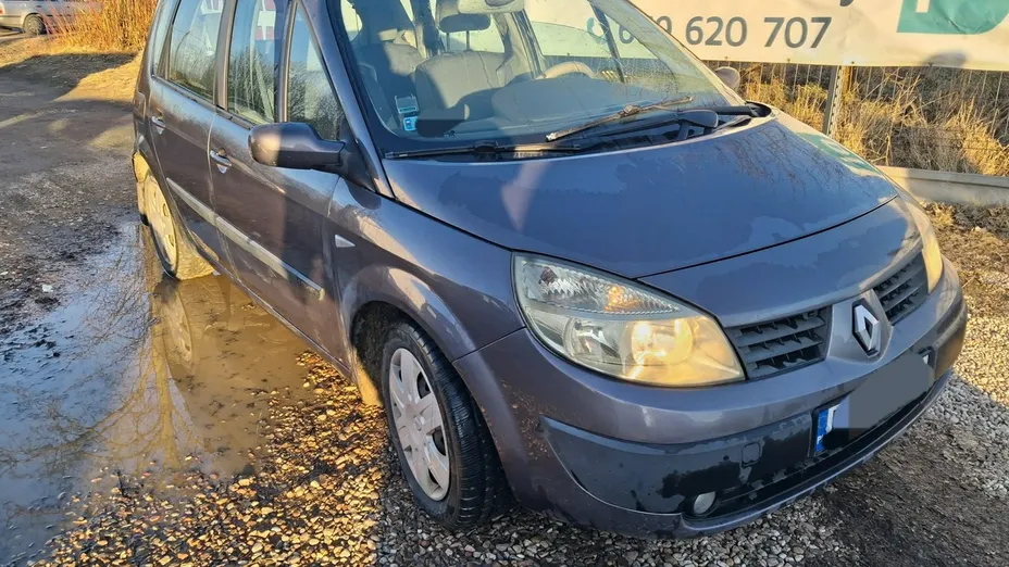RENAULT Grand Scenic -
