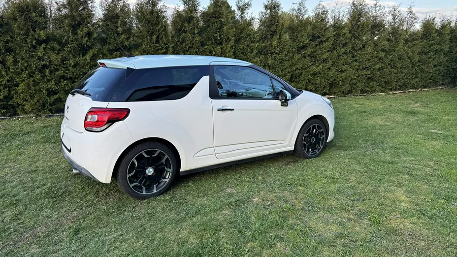 CITROEN DS3 -