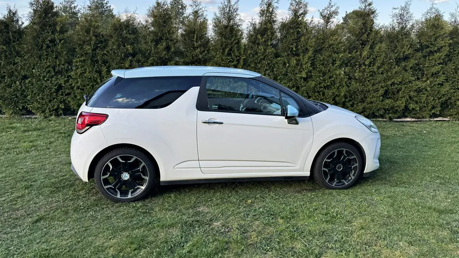 CITROEN DS3 -
