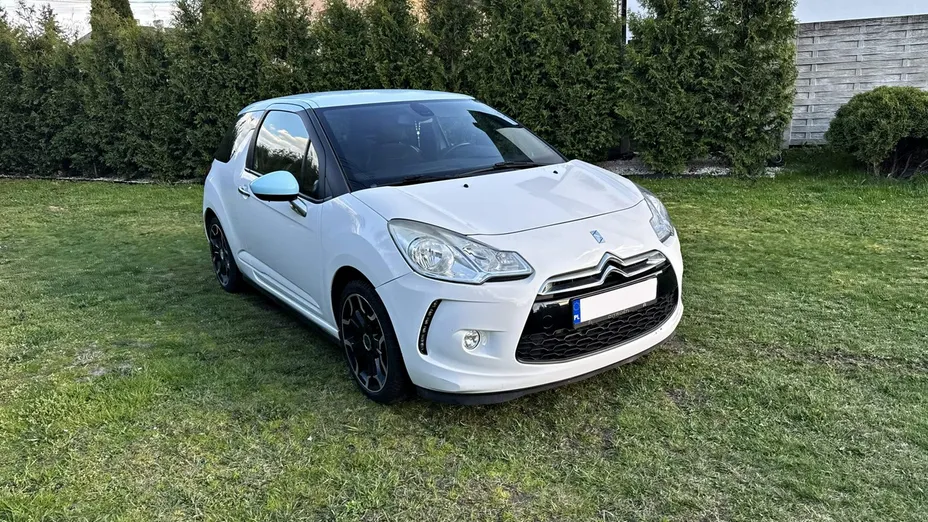 CITROEN DS3 -