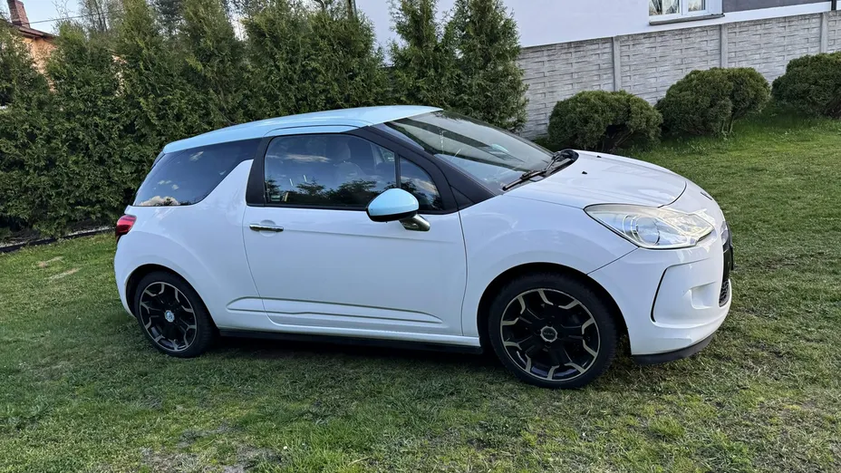 CITROEN DS3 -