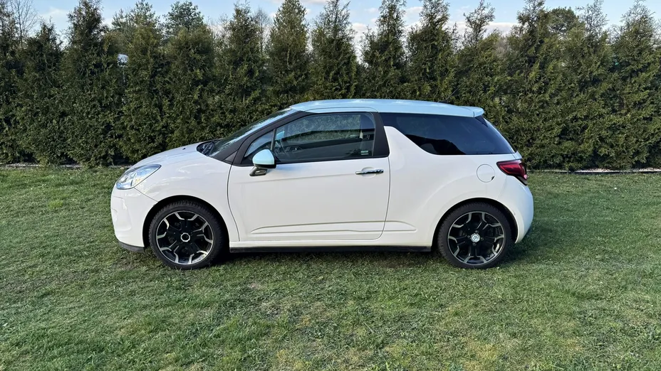 CITROEN DS3 -