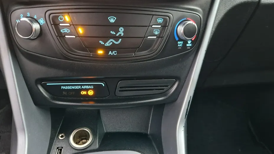 FORD B-MAX -