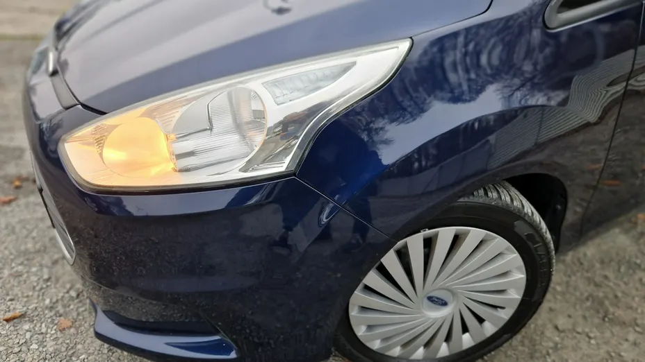FORD B-MAX -