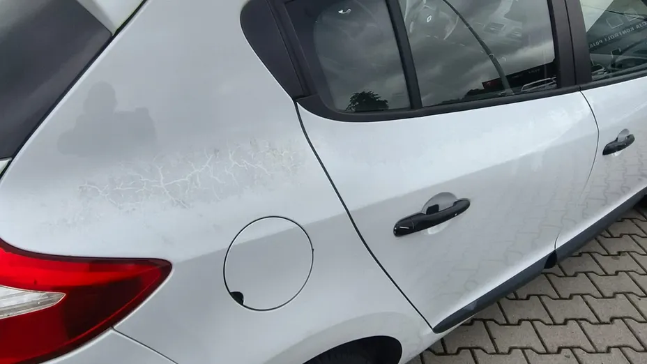 RENAULT Megane -