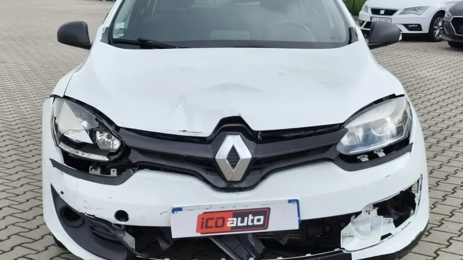 RENAULT Megane -