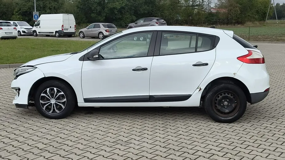 RENAULT Megane -