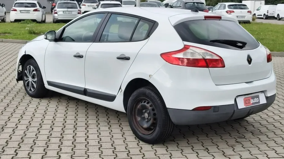 RENAULT Megane -