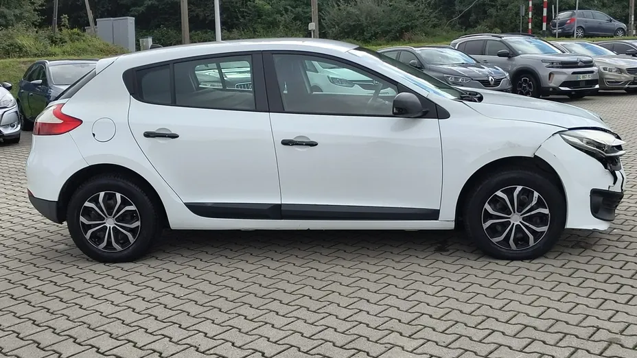 RENAULT Megane -