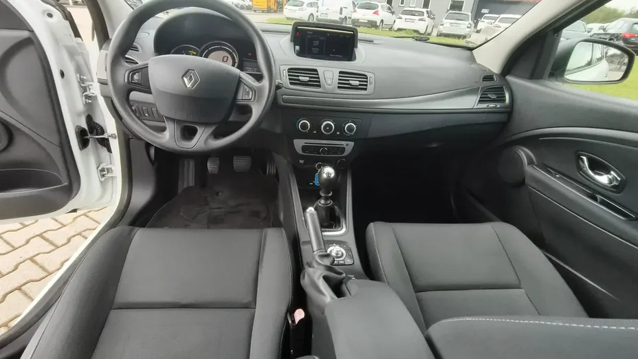 RENAULT Megane -