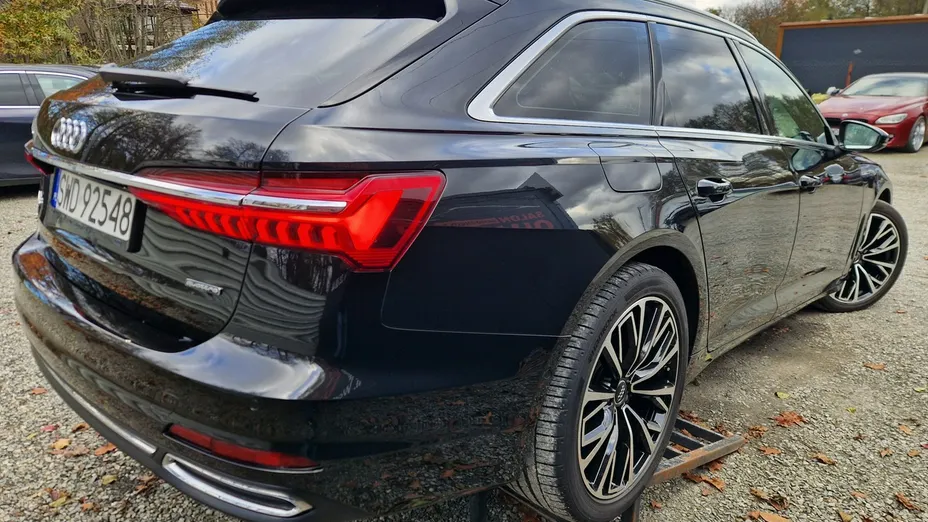 AUDI A6 Avant -