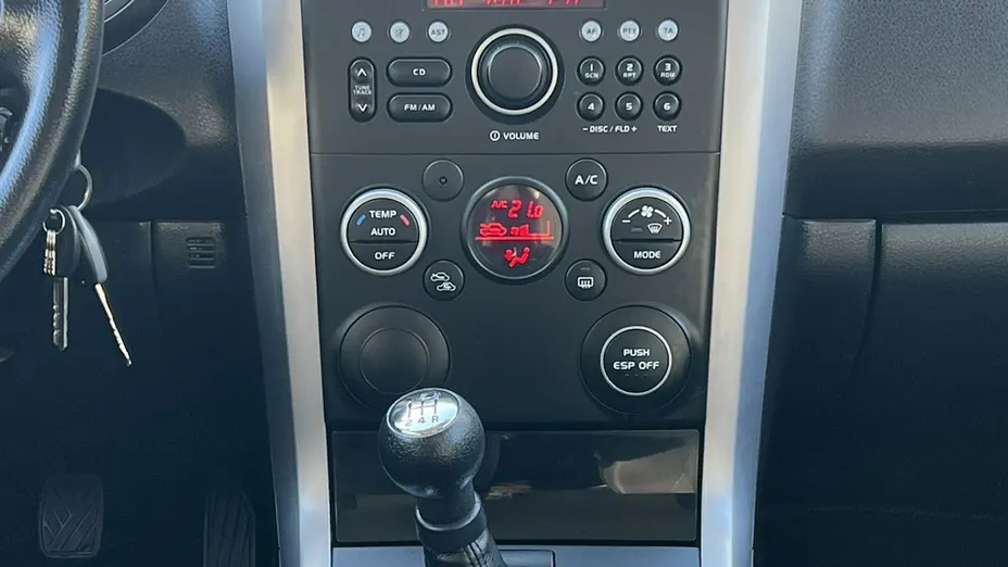 SUZUKI Grand Vitara -