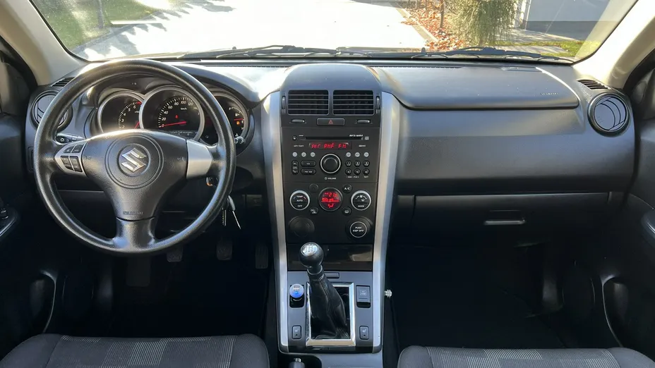 SUZUKI Grand Vitara -